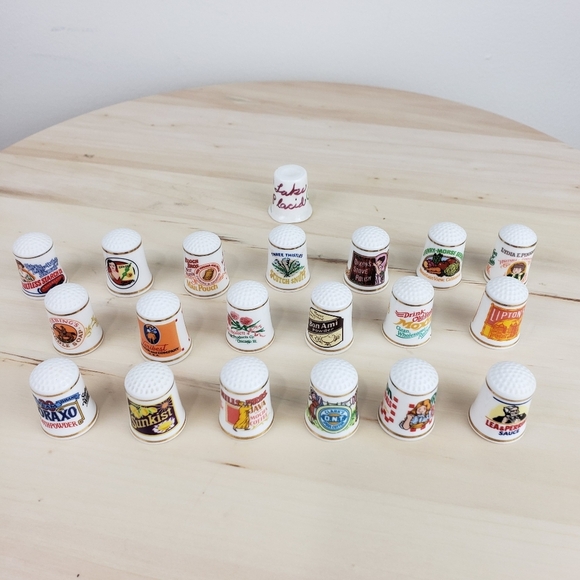 Vintage 1980 FP Fine Porcelain Collectible Thimbles Store Advertisement Set 20 - Picture 2 of 12